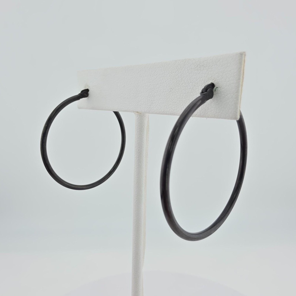 Vintage Classic Hoop Earrings Black Enamel Metal Joint & Catch Hinged FREE $HIP!